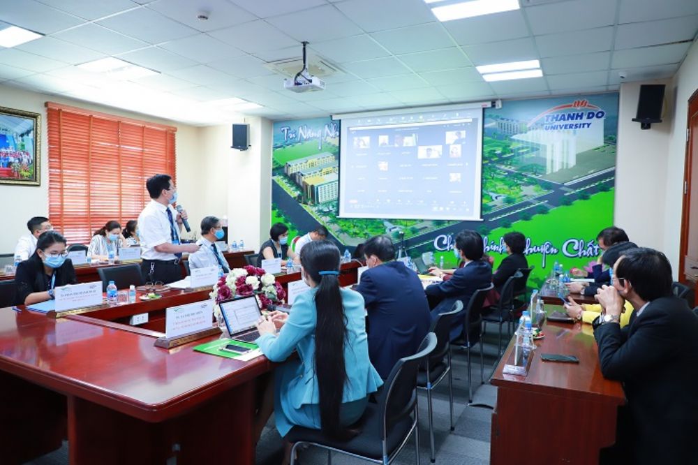 Site visit to assess the quality of Thanh Do university