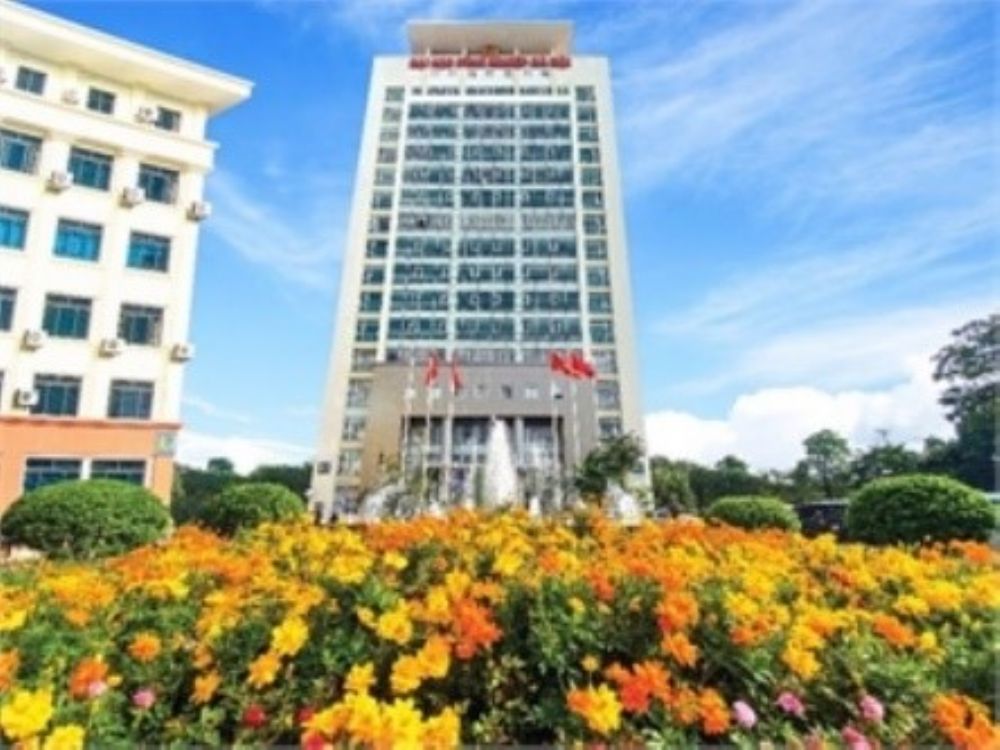 Site visit at Hanoi University of Industry
