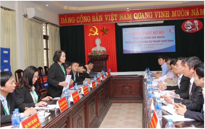 Đoàn chuyên gia đánh giá ngoài khảo sát sơ bộ tại Trường Cao đẳng Sư phạm Nam Định