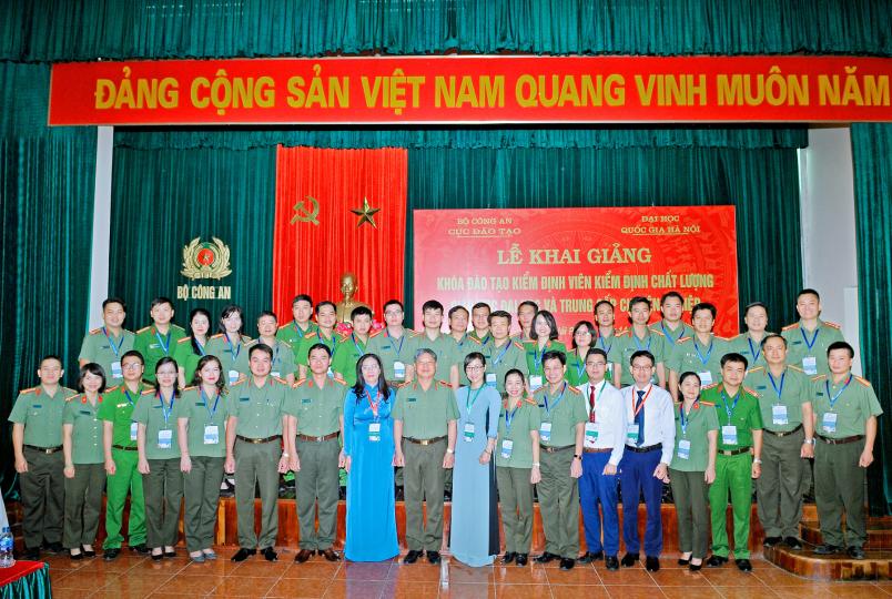 ĐHQGHN phối hợp với Bộ Công an đào tạo Kiểm định viên chất lượng giáo dục đại học và trung cấp chuyên nghiệp