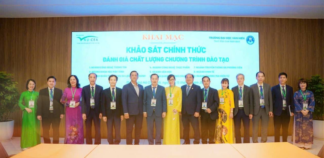 Khai mạc khảo sát chính thức đánh giá chất lượng chương trình đào tạo tại Trường Đại học Văn Hiến